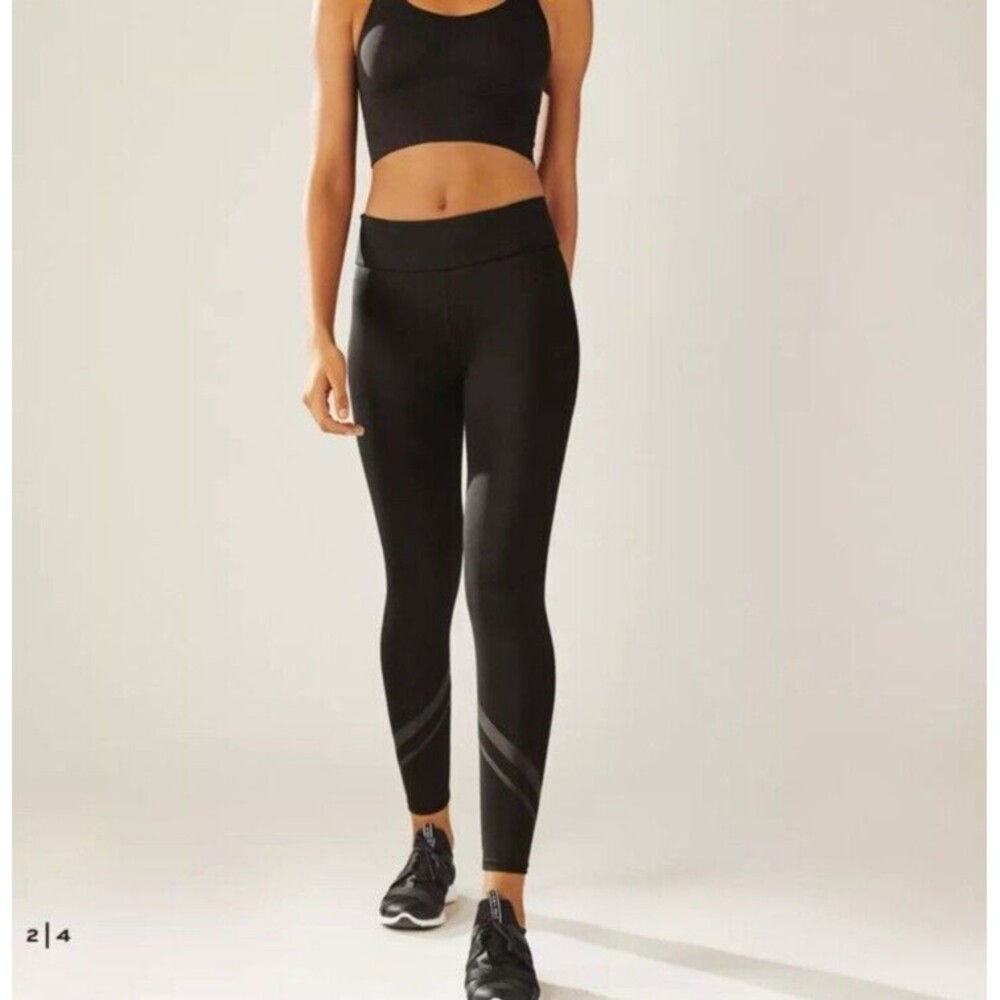 Tory Burch Sport Leggings Women’s XS Black Chevron Yoga